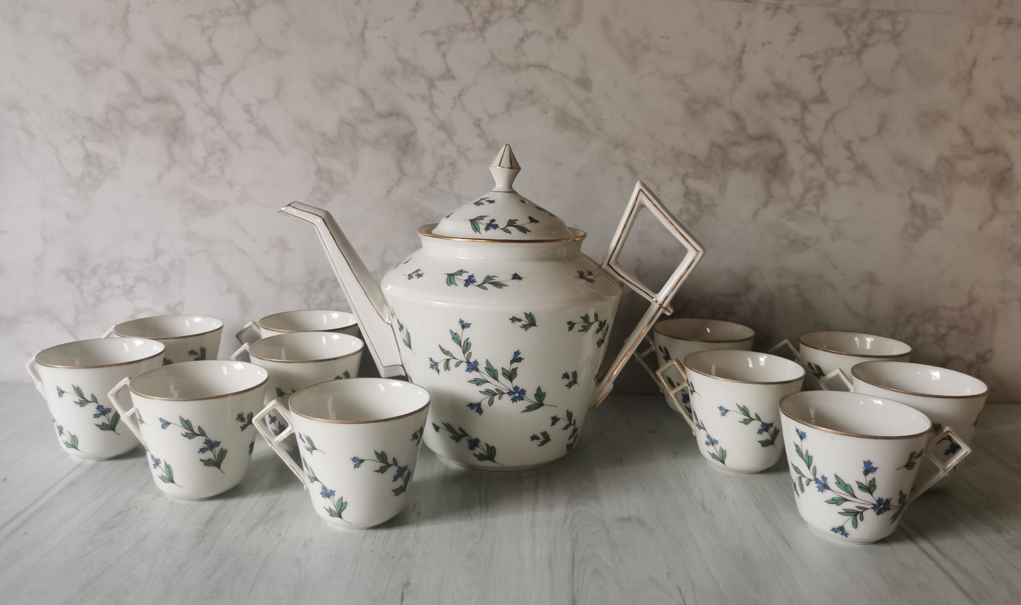 Porcelain barbel tea set Limoges Guérin