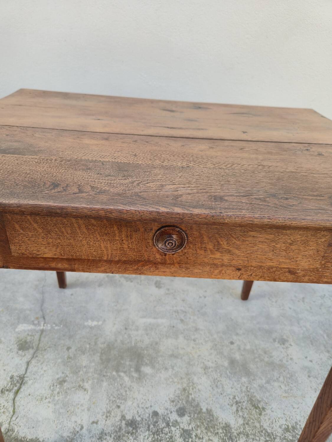 Antique rustic farmhouse table in solid oak, circa 1900s - 84cm