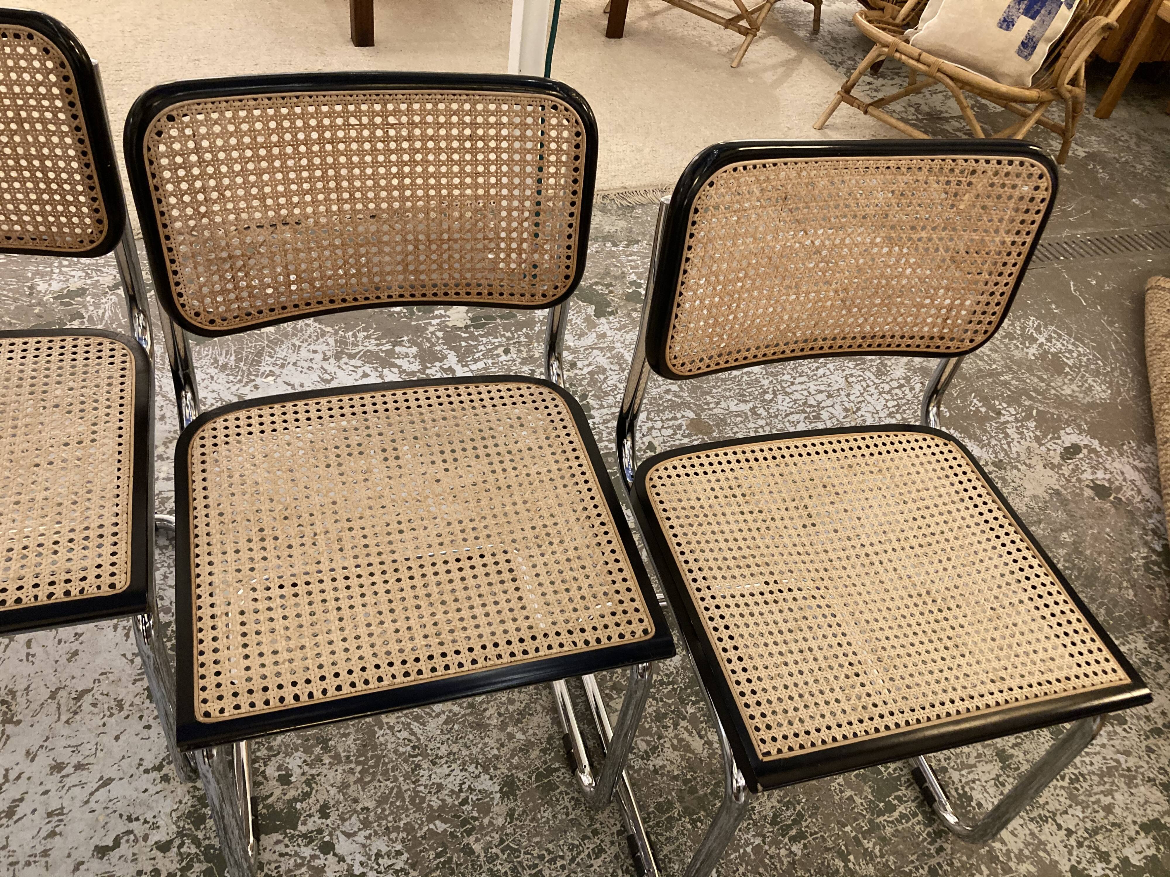 Series of 4 chairs B32 Cesca de Breuer