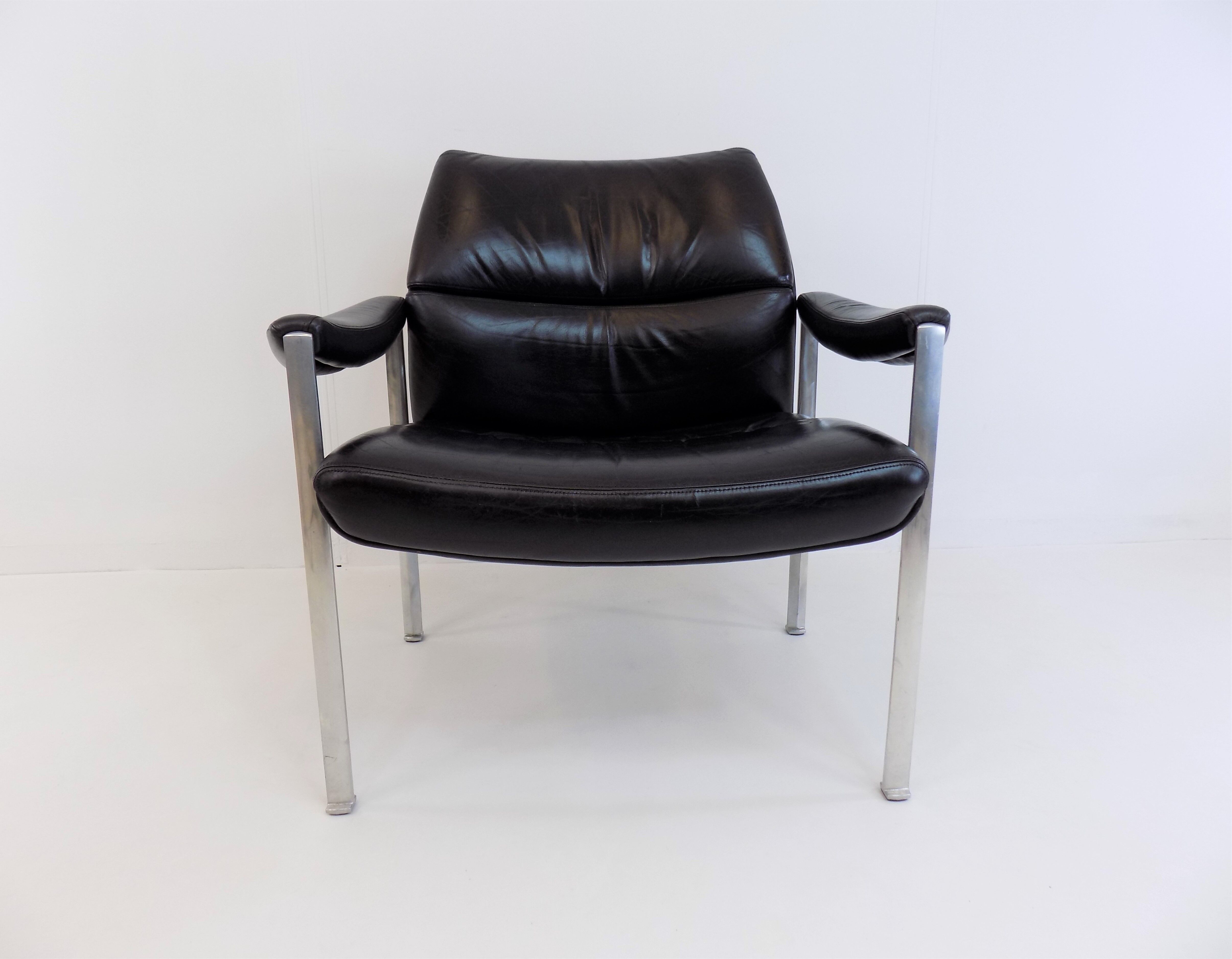 Lot de 2 fauteuils en cuir Röder Söhne by Miller Borgsen