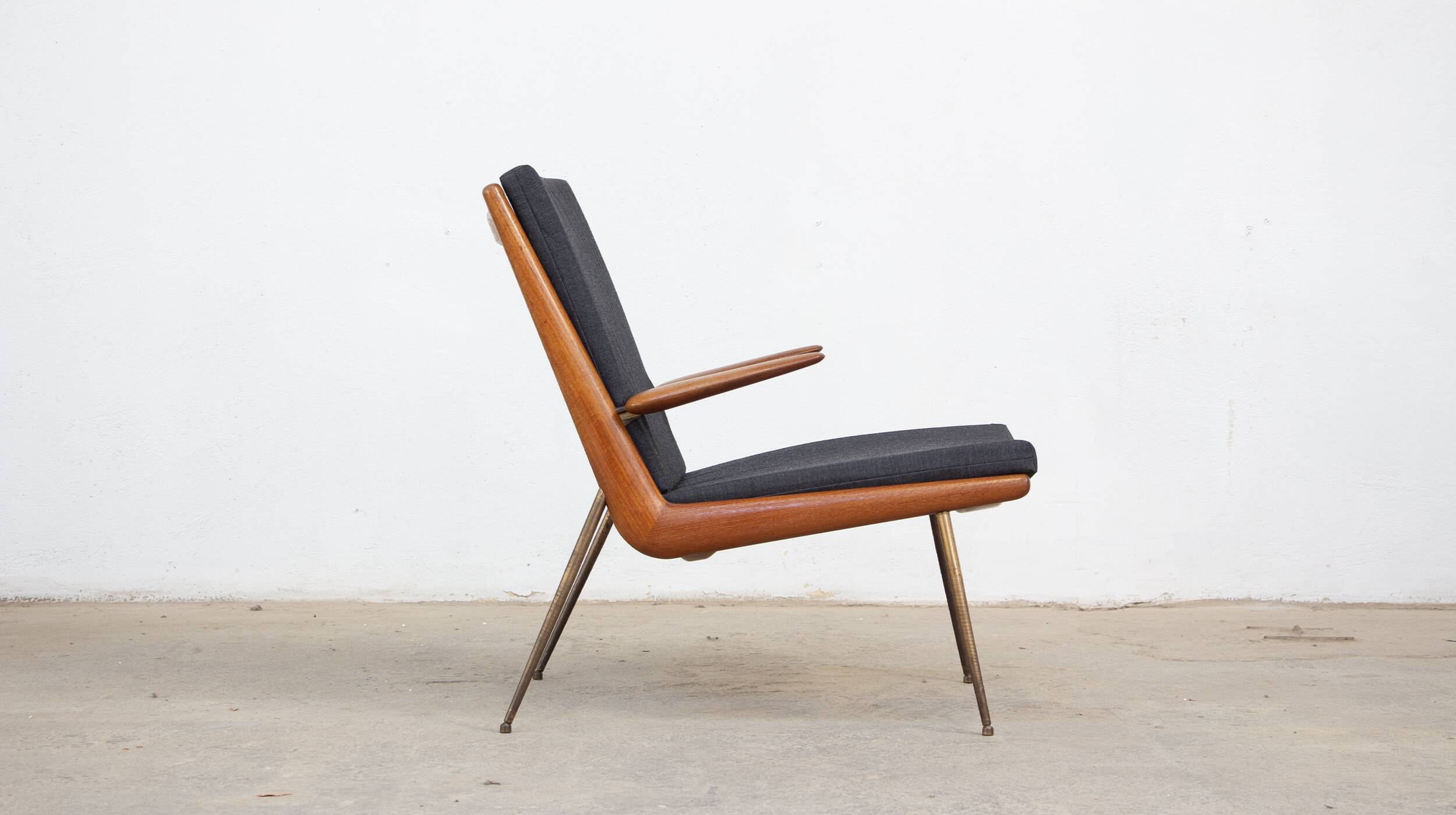Boomerang FD134 armchair by Peter Hvidt & Orla Mølgaard Nielsen