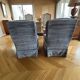 Paire de chauffeuses en velours