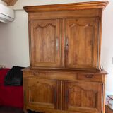 Authentic buffet of the restored XVIII