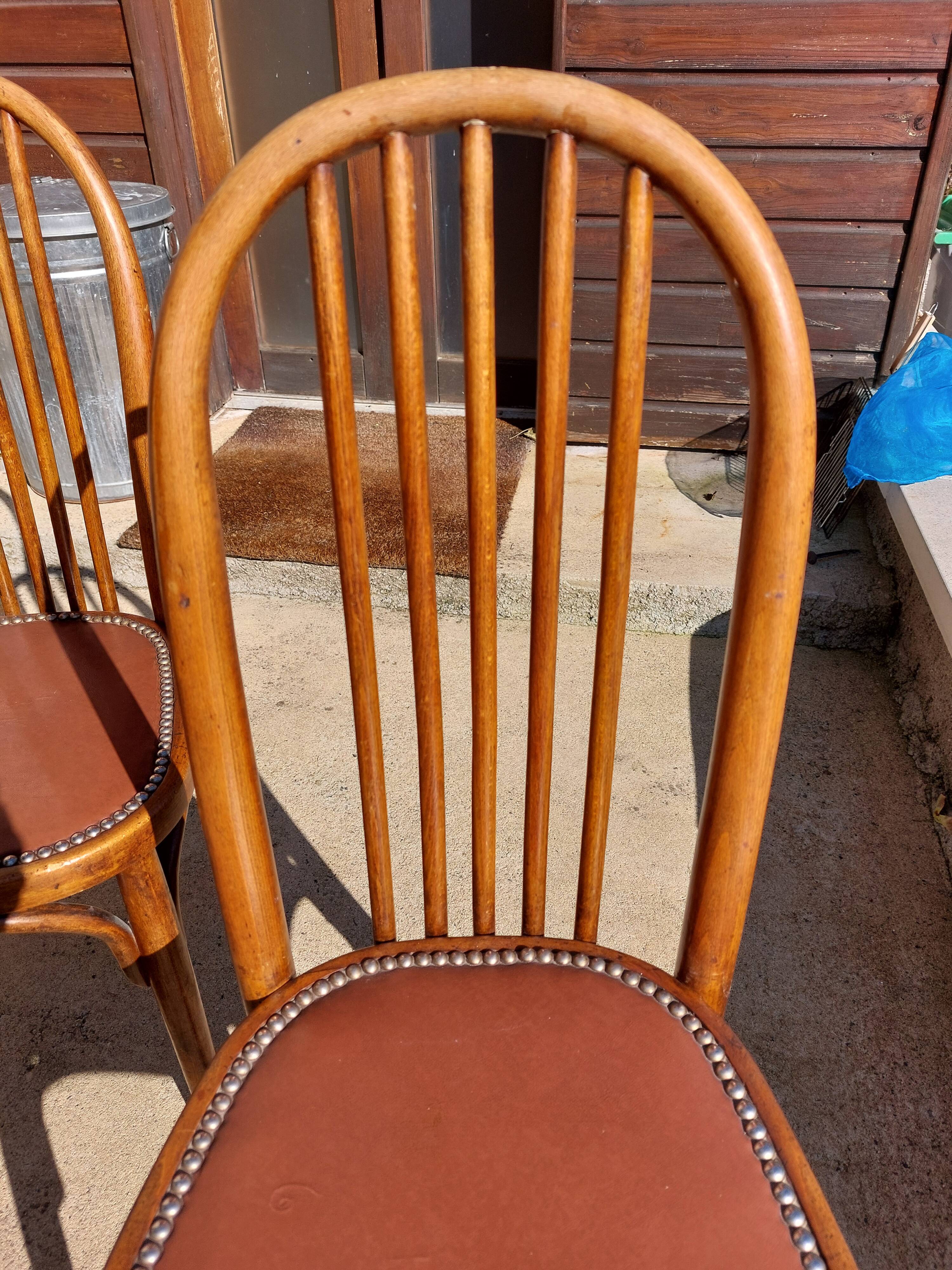 6 chaises Baumann en bois et simili cuir