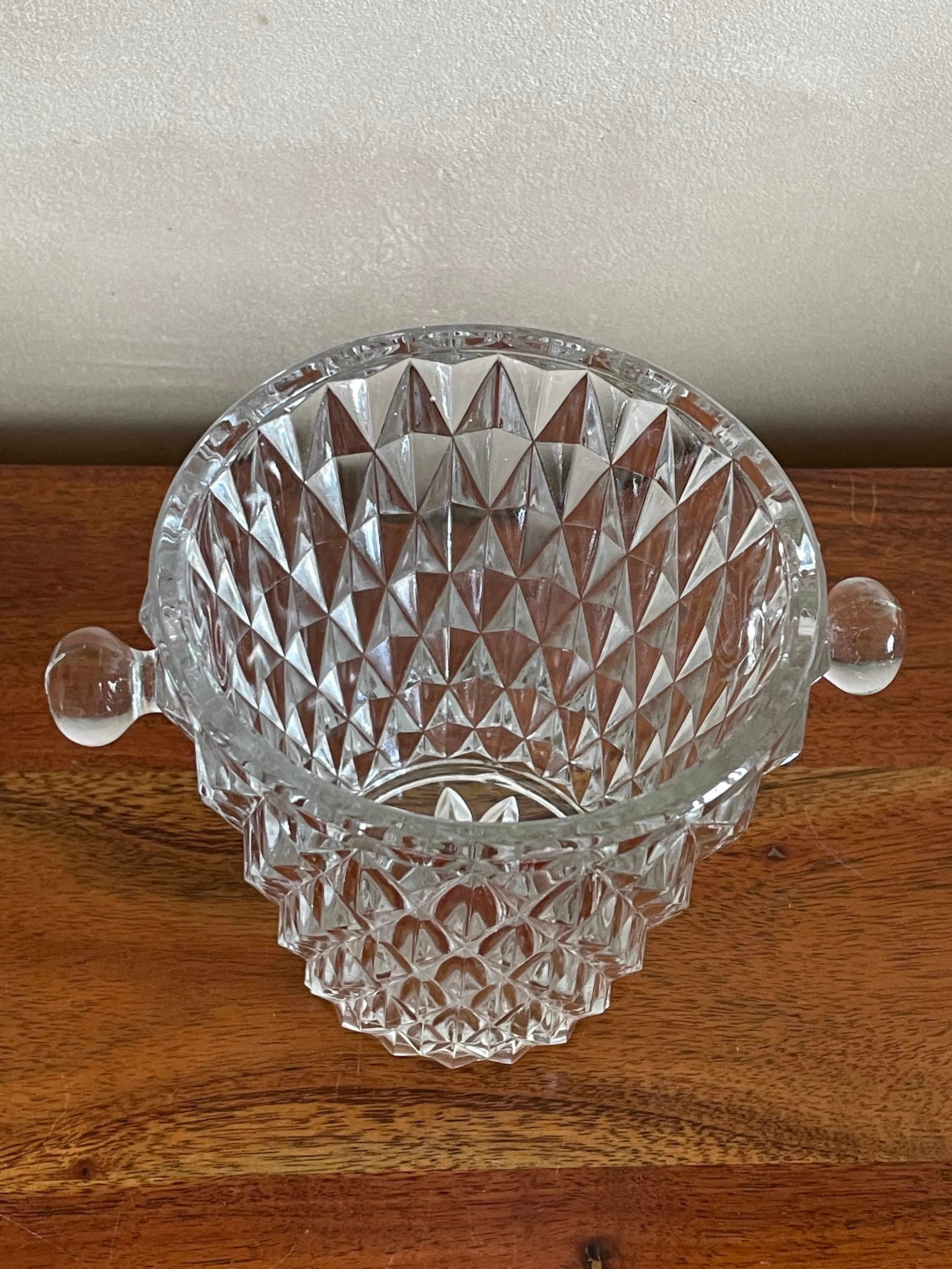 Seau pot à glaçons en verre moulé taillé