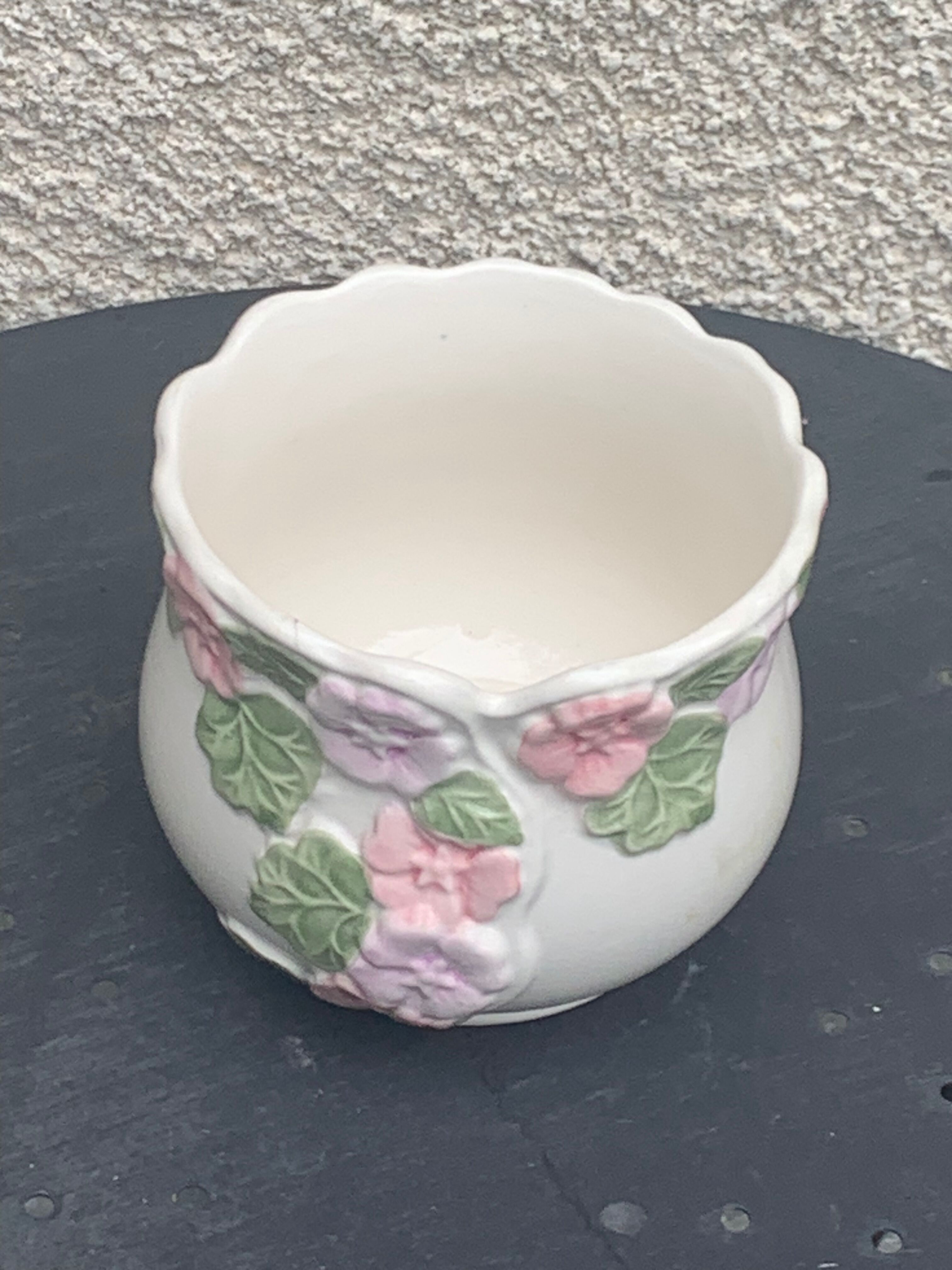 Pot cover in slurry floral pattern purple and pink