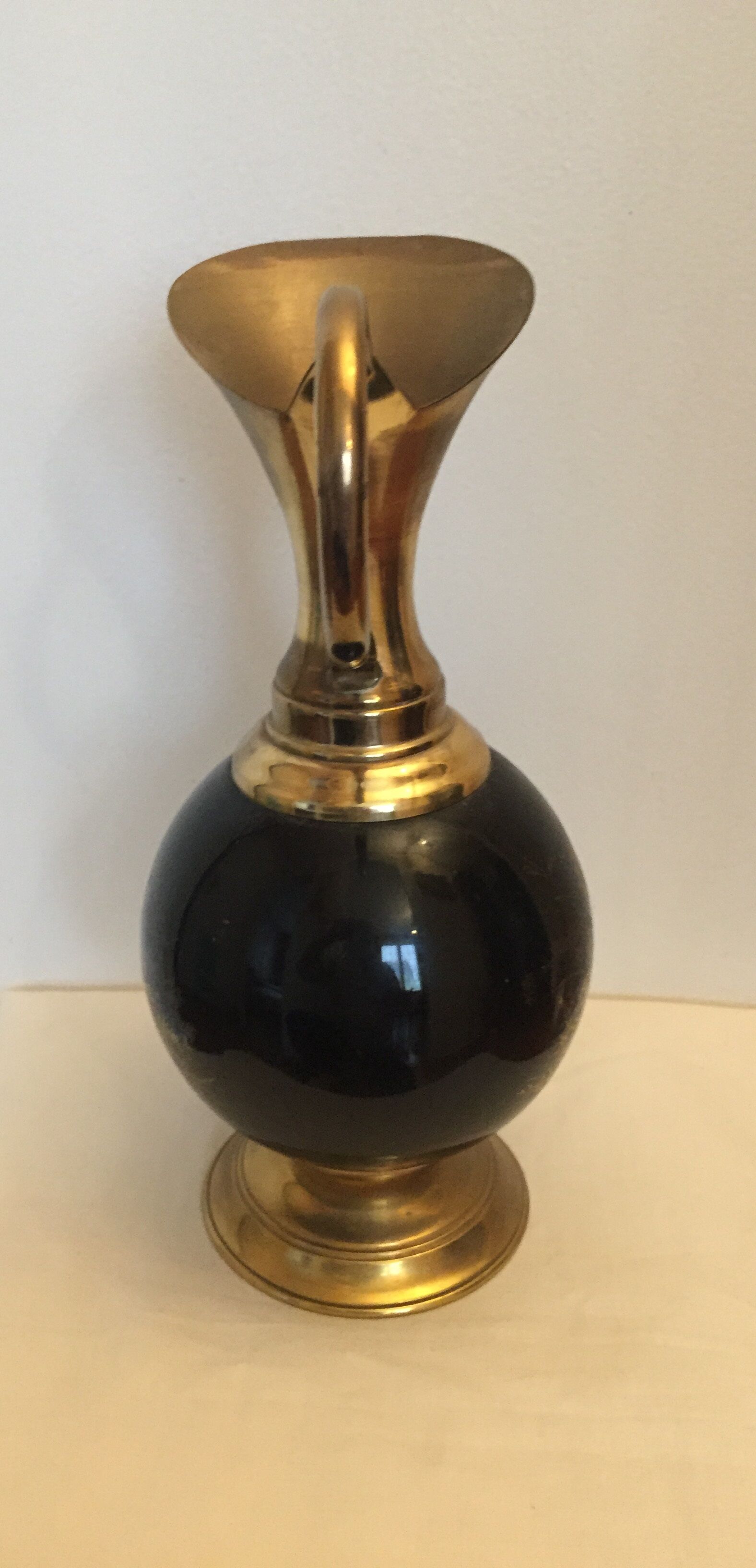 Vase ceramic and copper