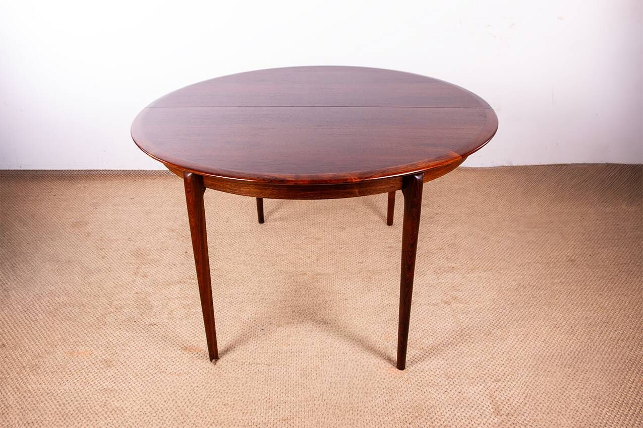 Danish extendable dining table, rosewood, Kai Lyngfeldt Larsen 1960.