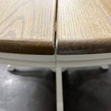 White extendable round dining table, 6/8 place settings