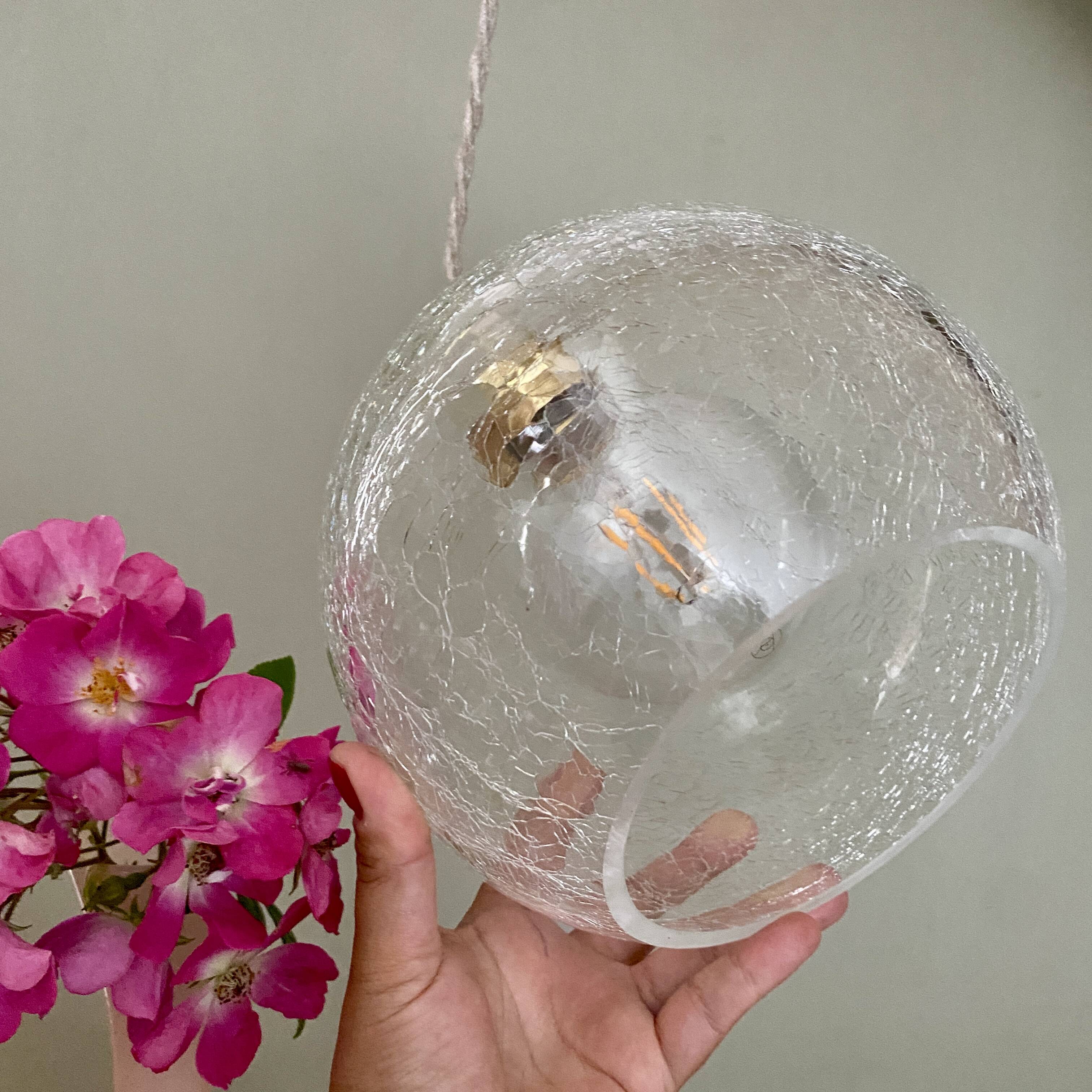 Suspension globe vintage en verre effet craquelé