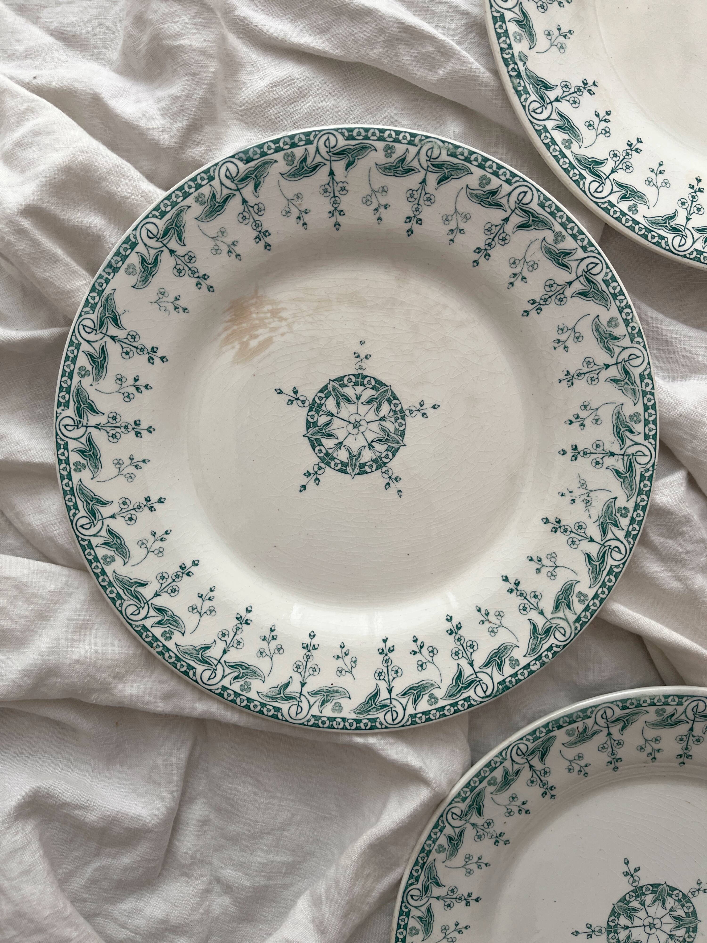 6 Gien ironstone dessert plates "Sagittaires"