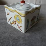 Porcelain inkwell with masonic motifs