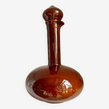 Carafe en céramique émaillée marron