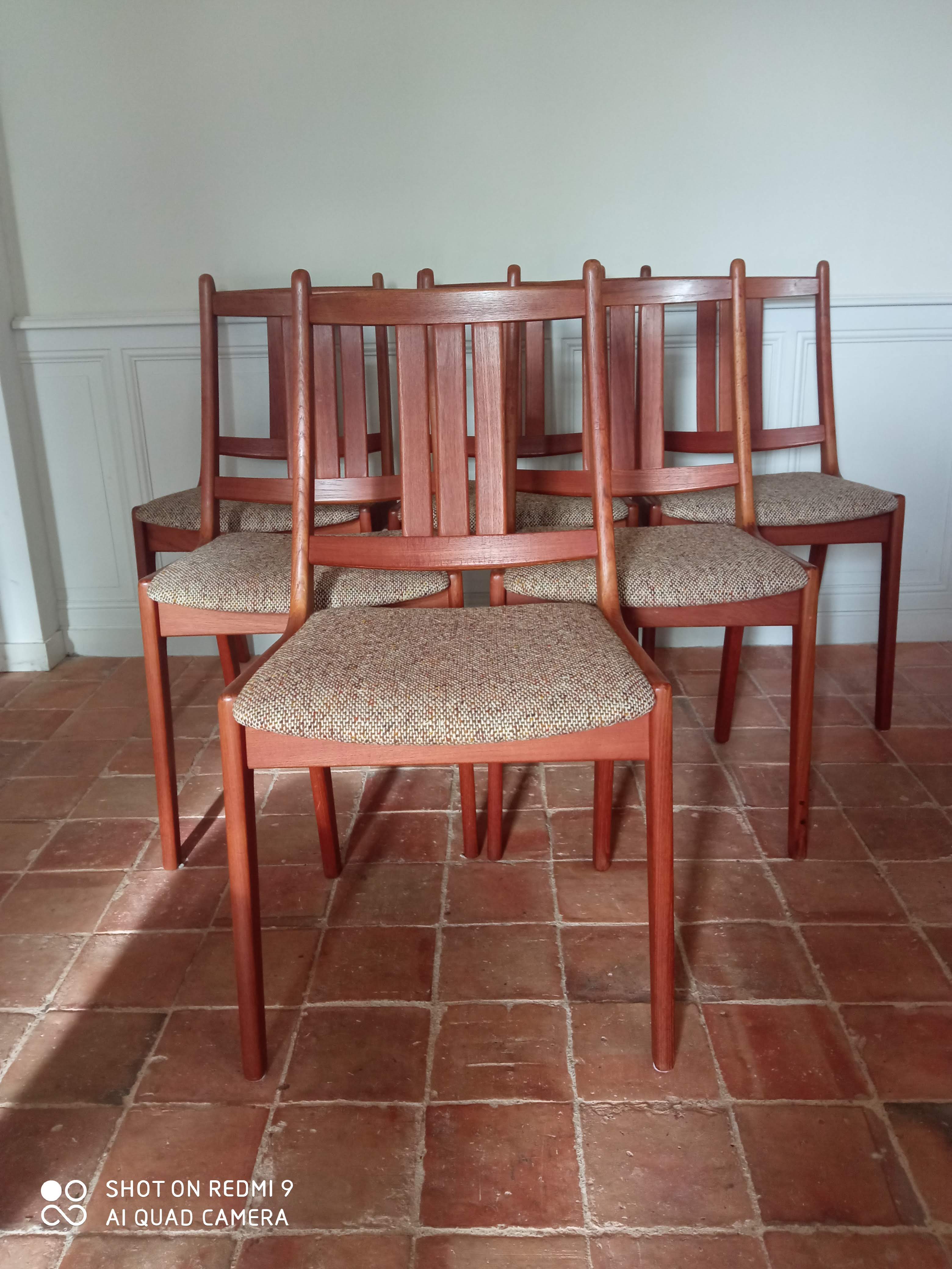 6 KS möbler chairs in teak and wool Kvadrat 60s
