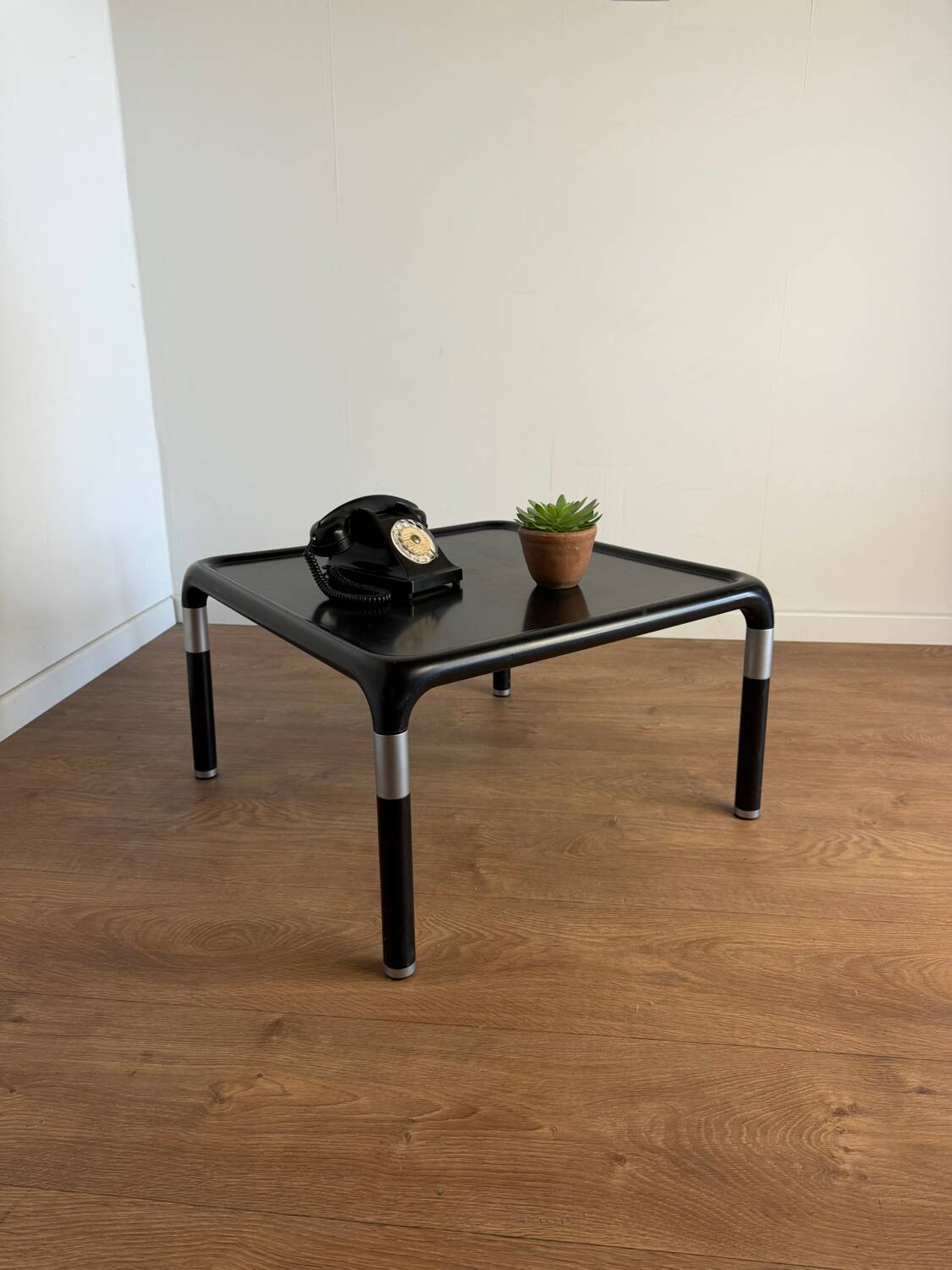 Vintage coffee table set – 1980s