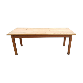 Pine farm table