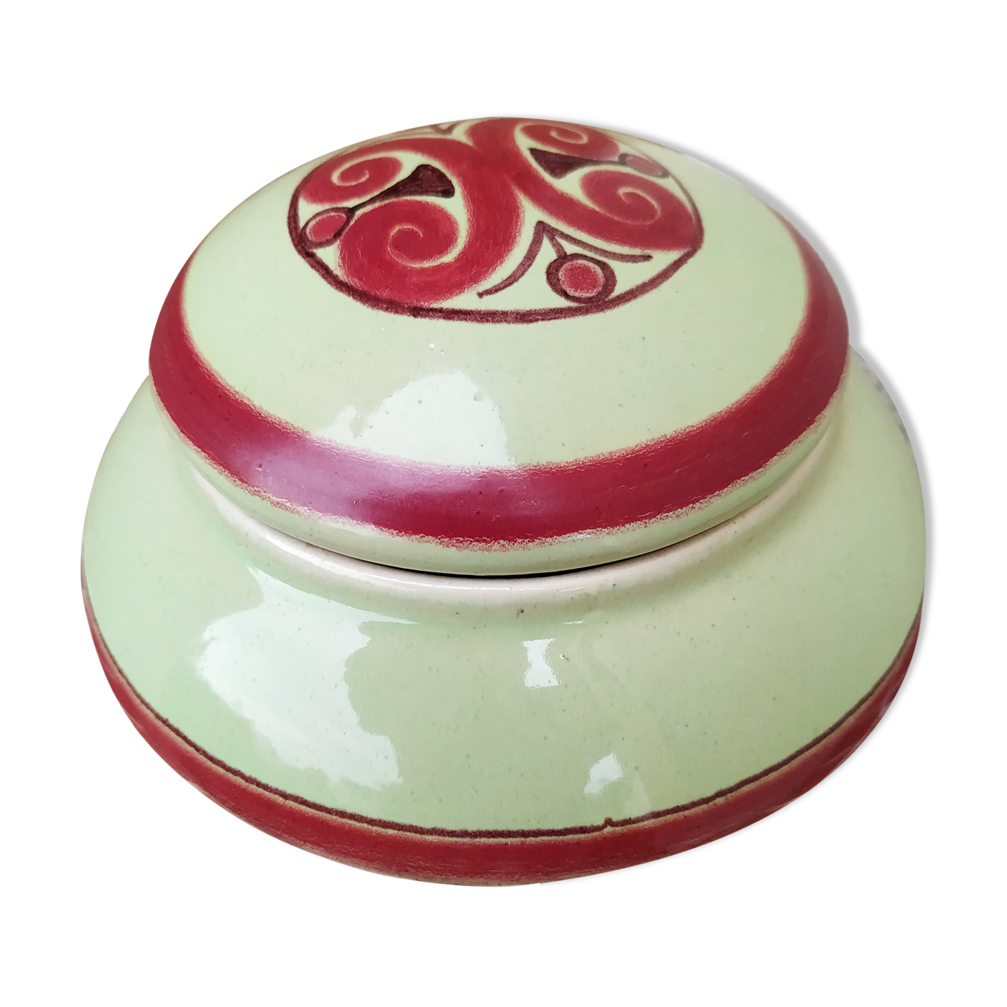 Paul Yvain's keraluc candy in the late 1940s