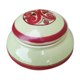 Paul Yvain's keraluc candy in the late 1940s