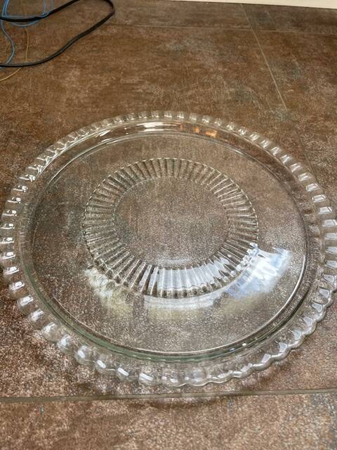 Vintage glass pie dish or tray arcoroc