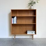 Vintage bookcase in oak