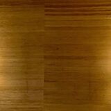 Set of 2 bronze wall lights.