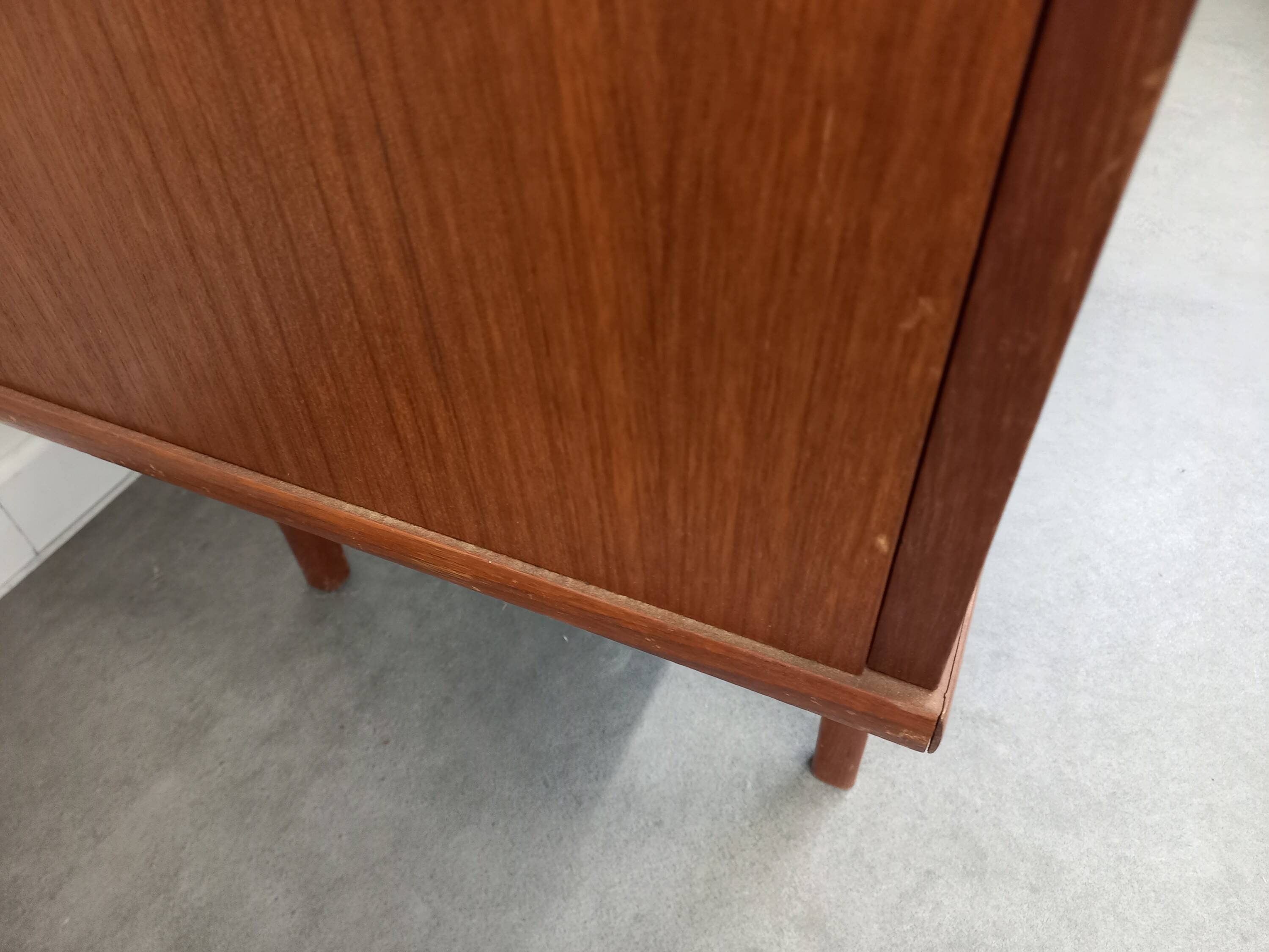 Commode scandinave