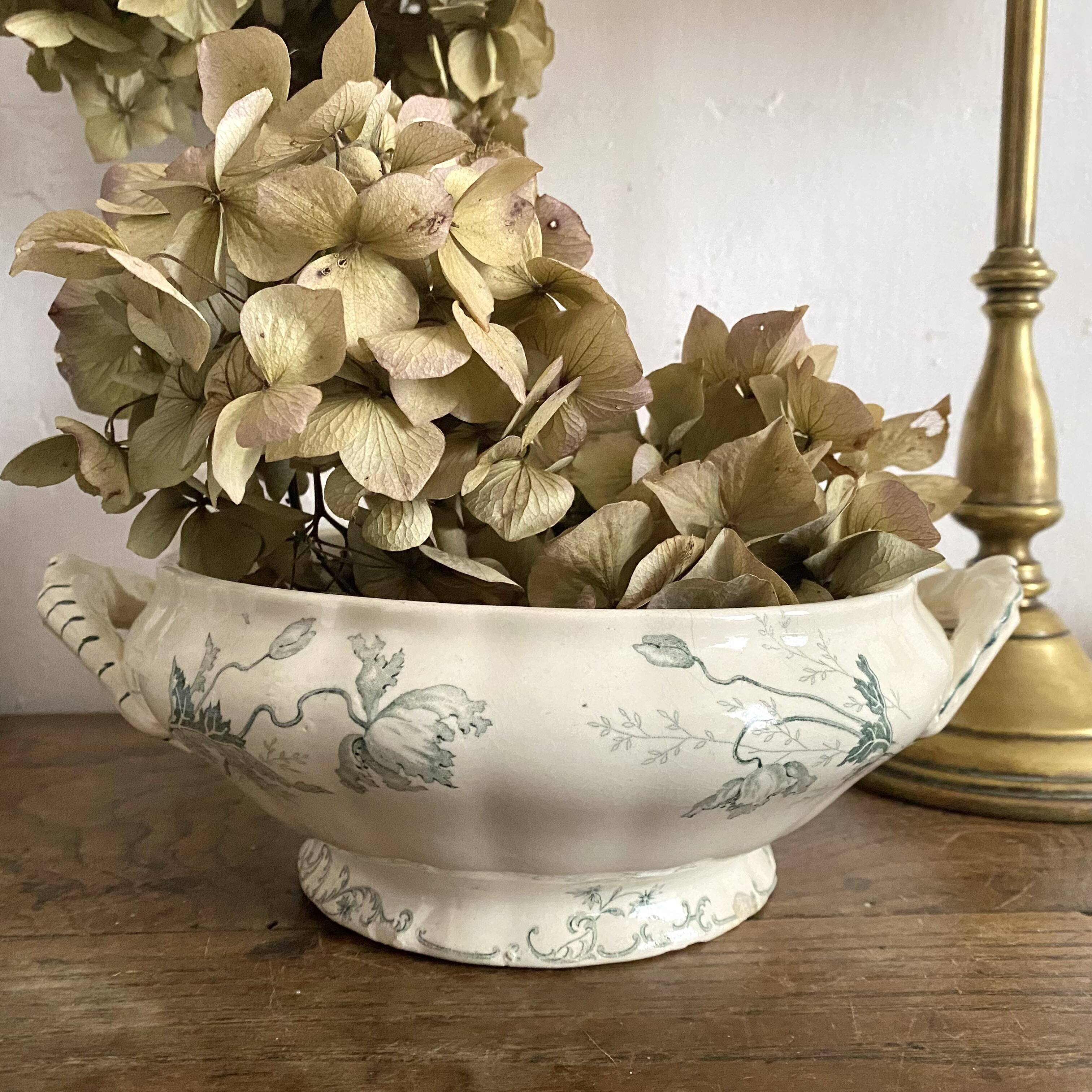 iron earth fruit bowl, old vegetable dish with poppies, Choisy le Roi