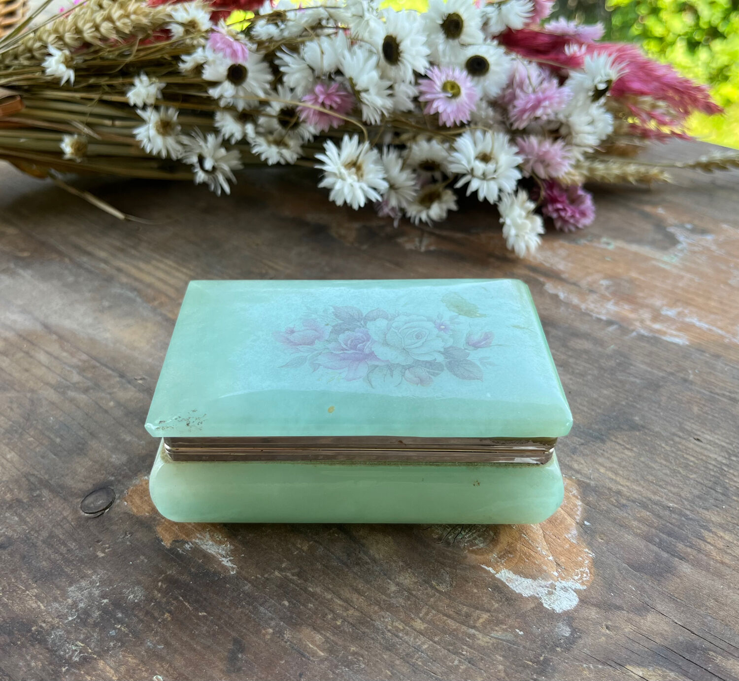 Rectangular hard stone box