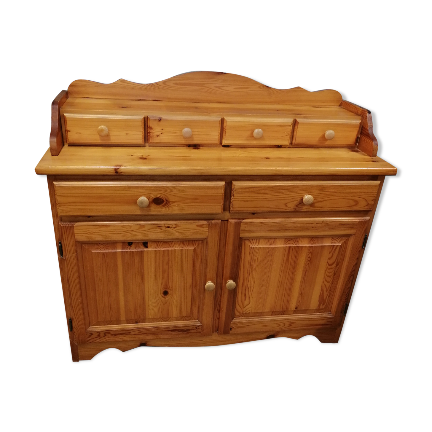 Chest of drawers