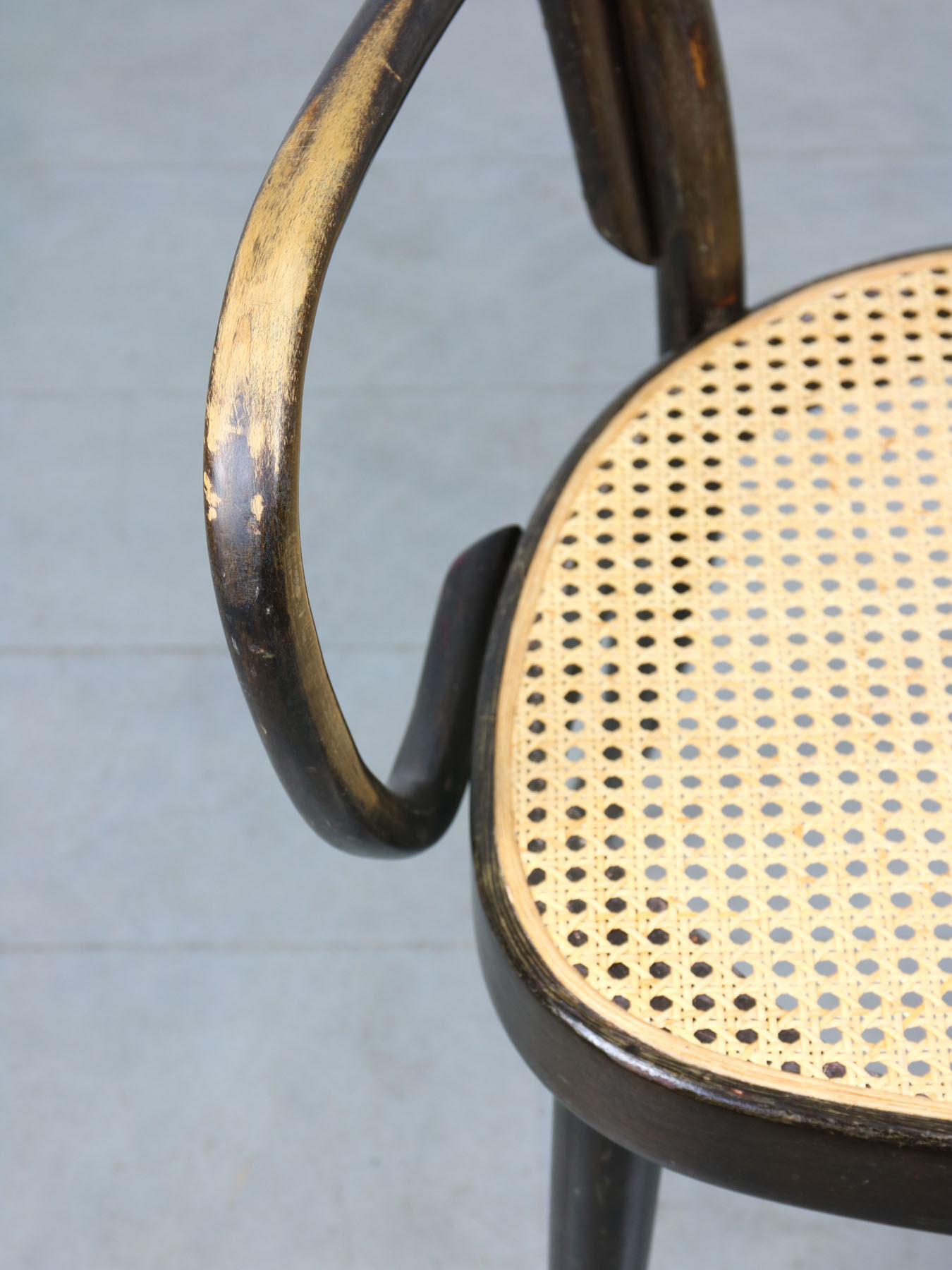 Vintage Bentwood Wide Seat and Arms Bistro Chair