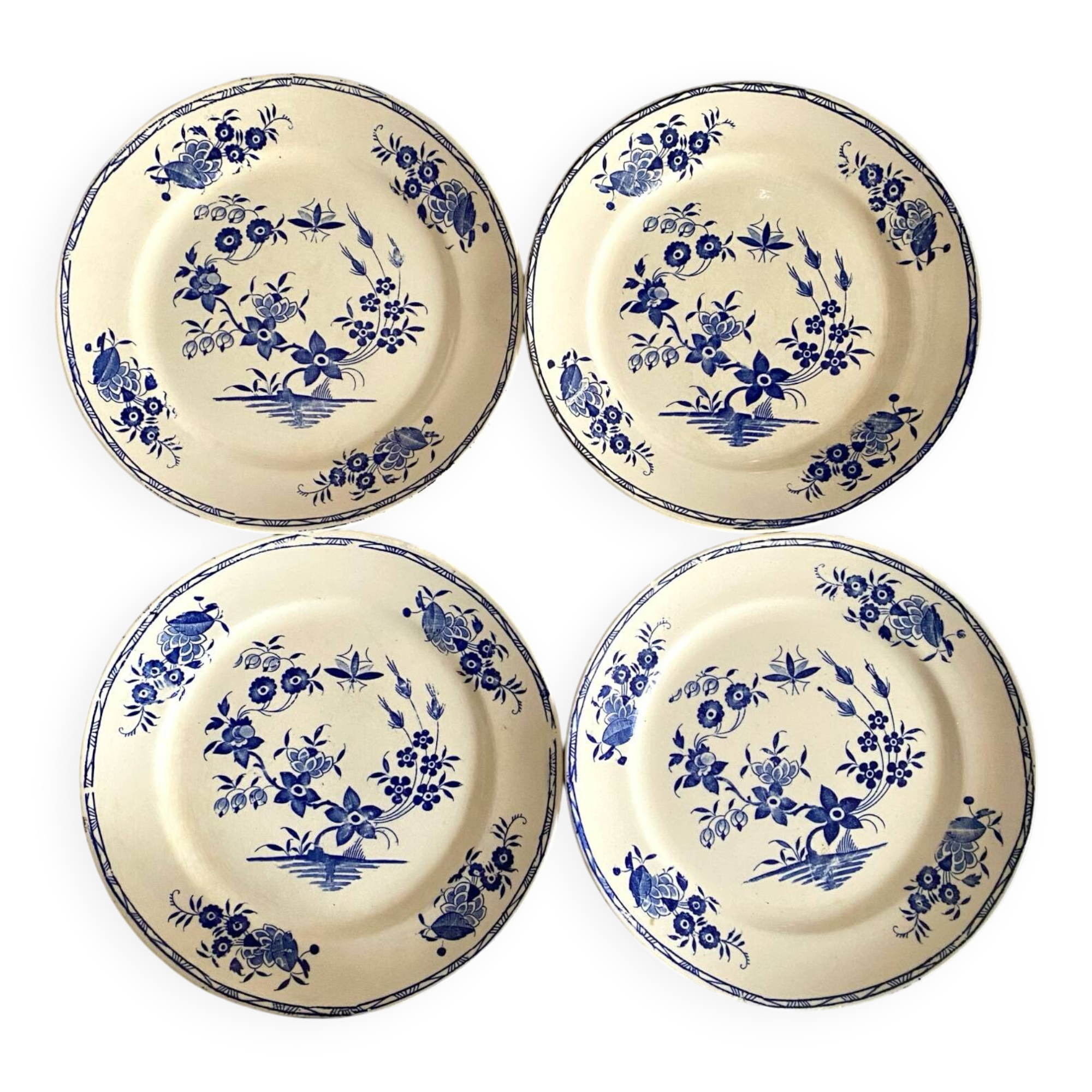 Assiettes à dessert Boch La Louvière Grand bouquet