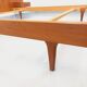 Lit double vintage scandinave en teck des années 60 avec chevets intégrés