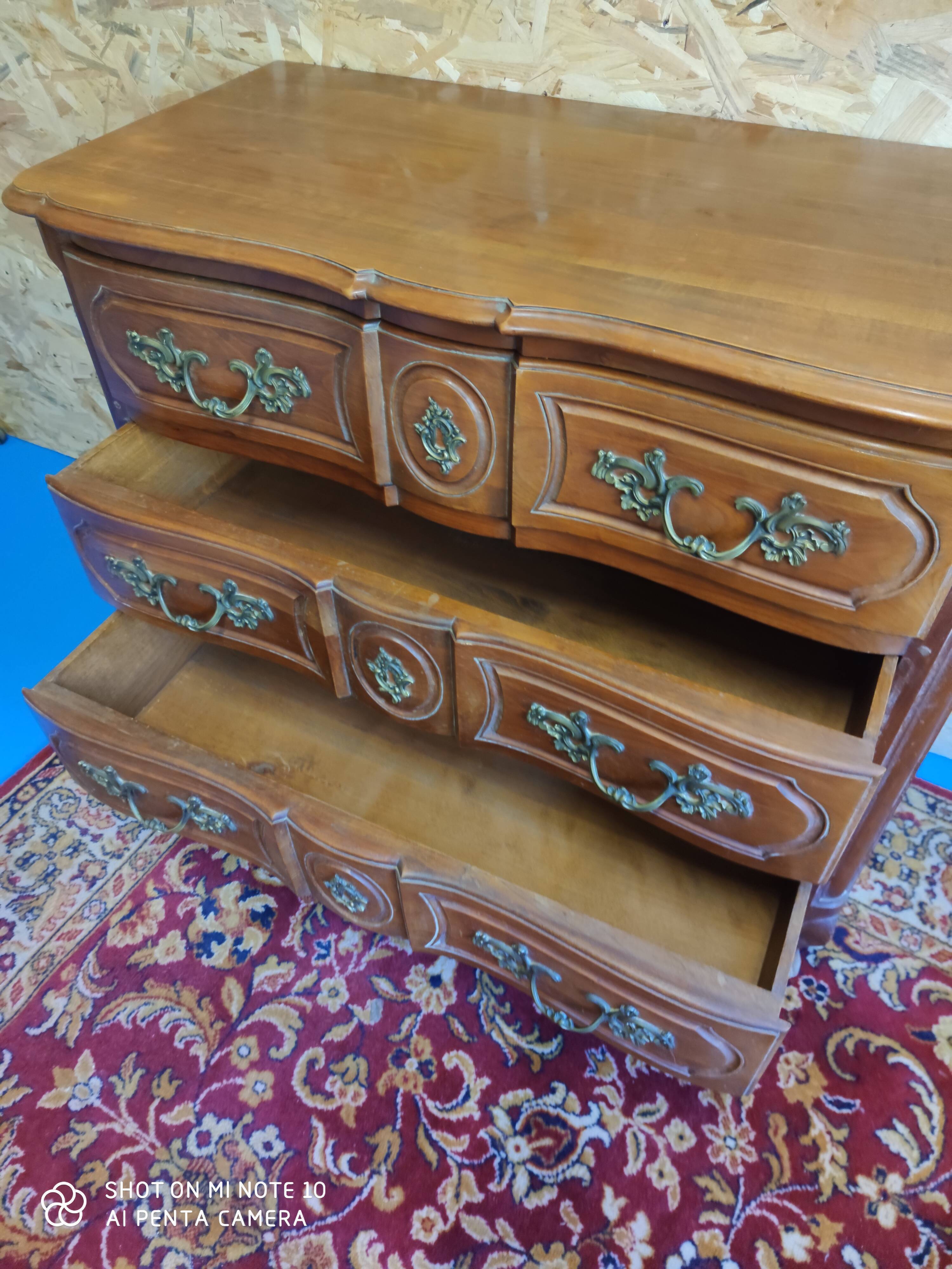 Commode de style Louis XV