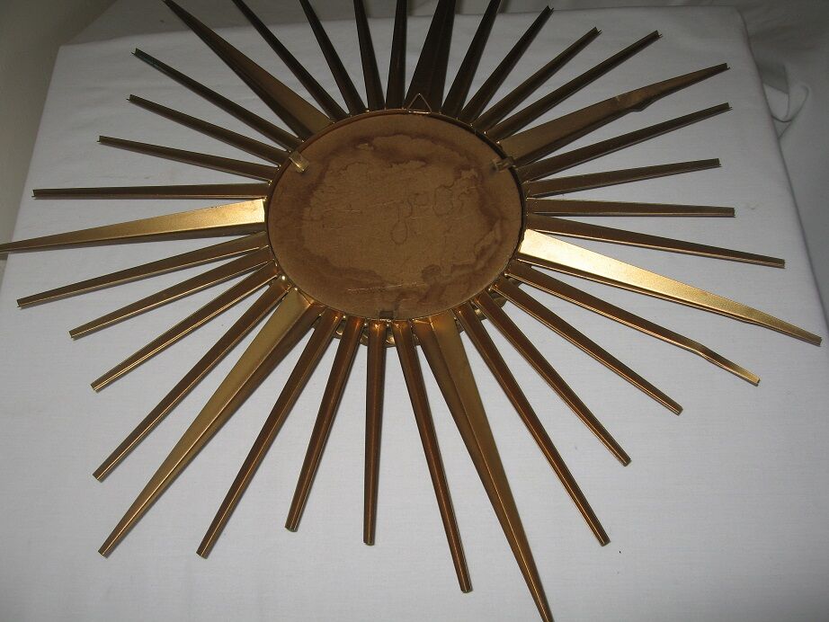 Mirror Sun witch Chaty Vaullauris 50 cm x 50 cm