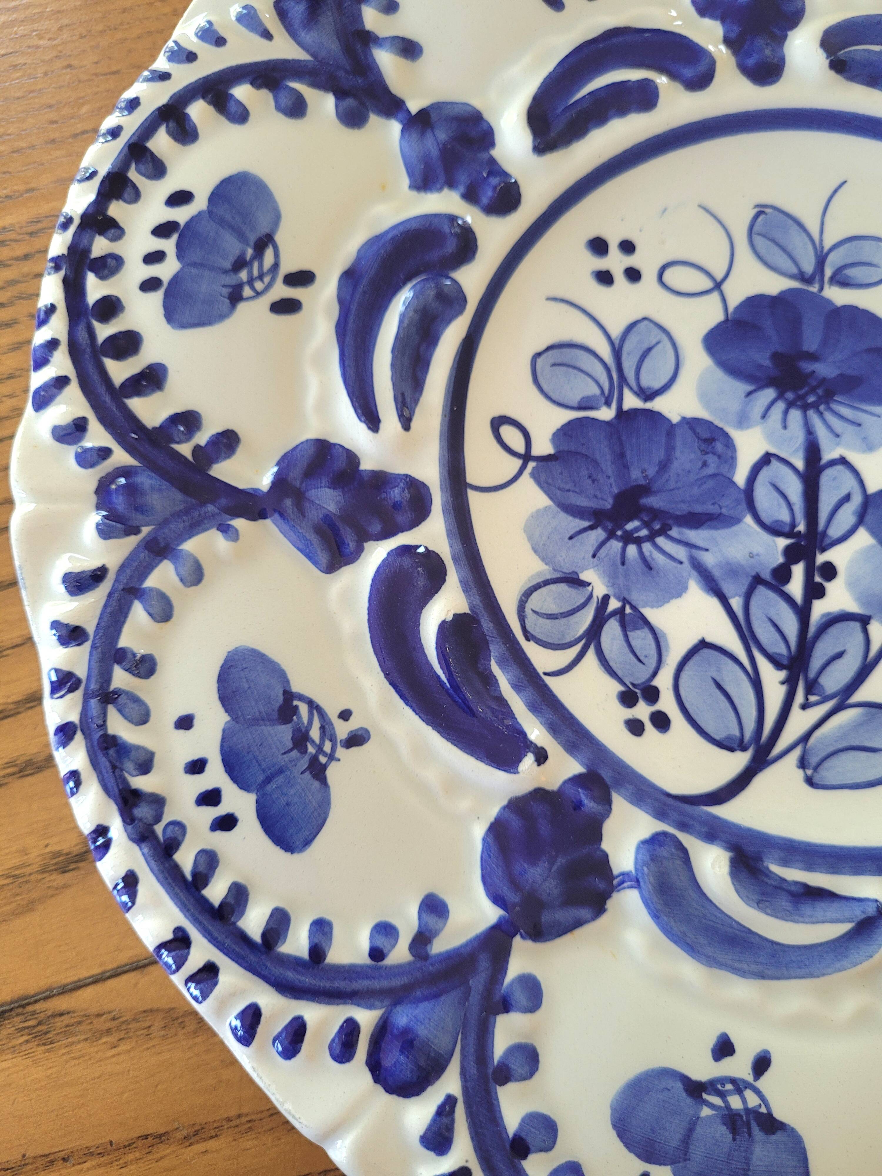 Ceramic wall plate signed HNOS Martinez Spain