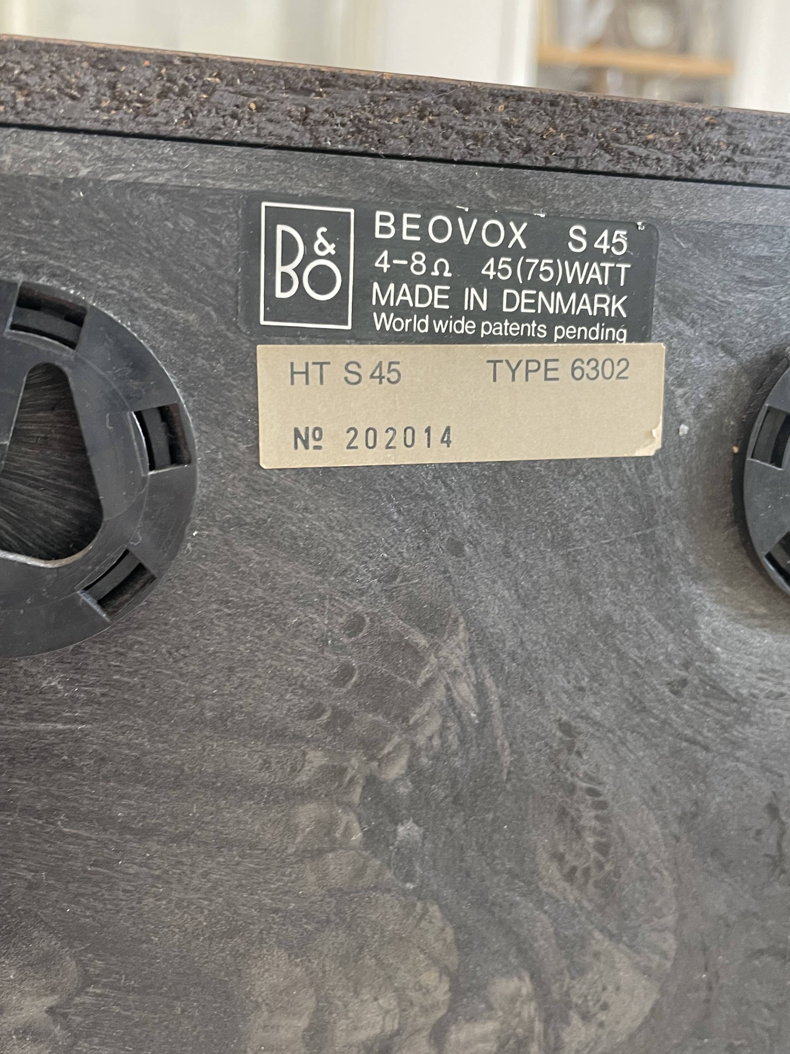 Bang & Olufsen BeoMaster 2000 tuner with Beovox S45 speakers, circa 1970