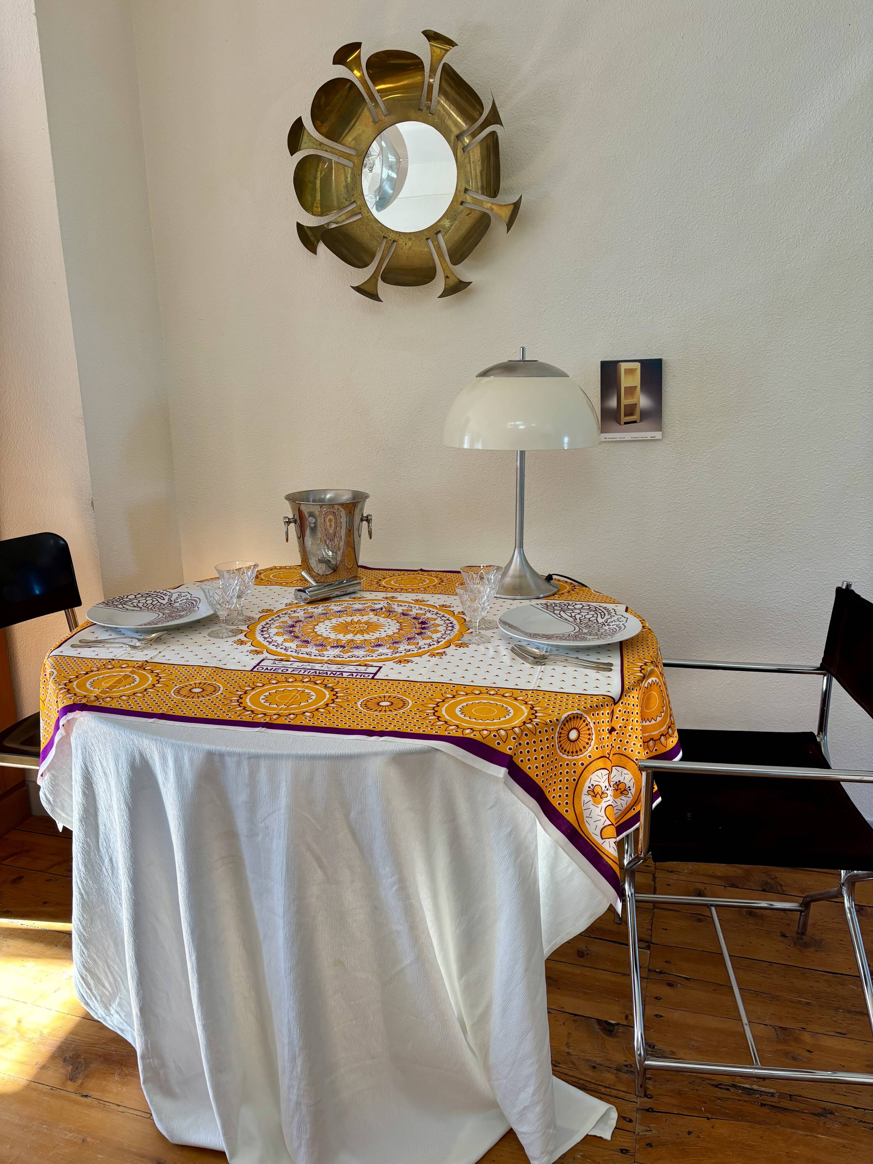 Nappe tenture malgache vintage jaune