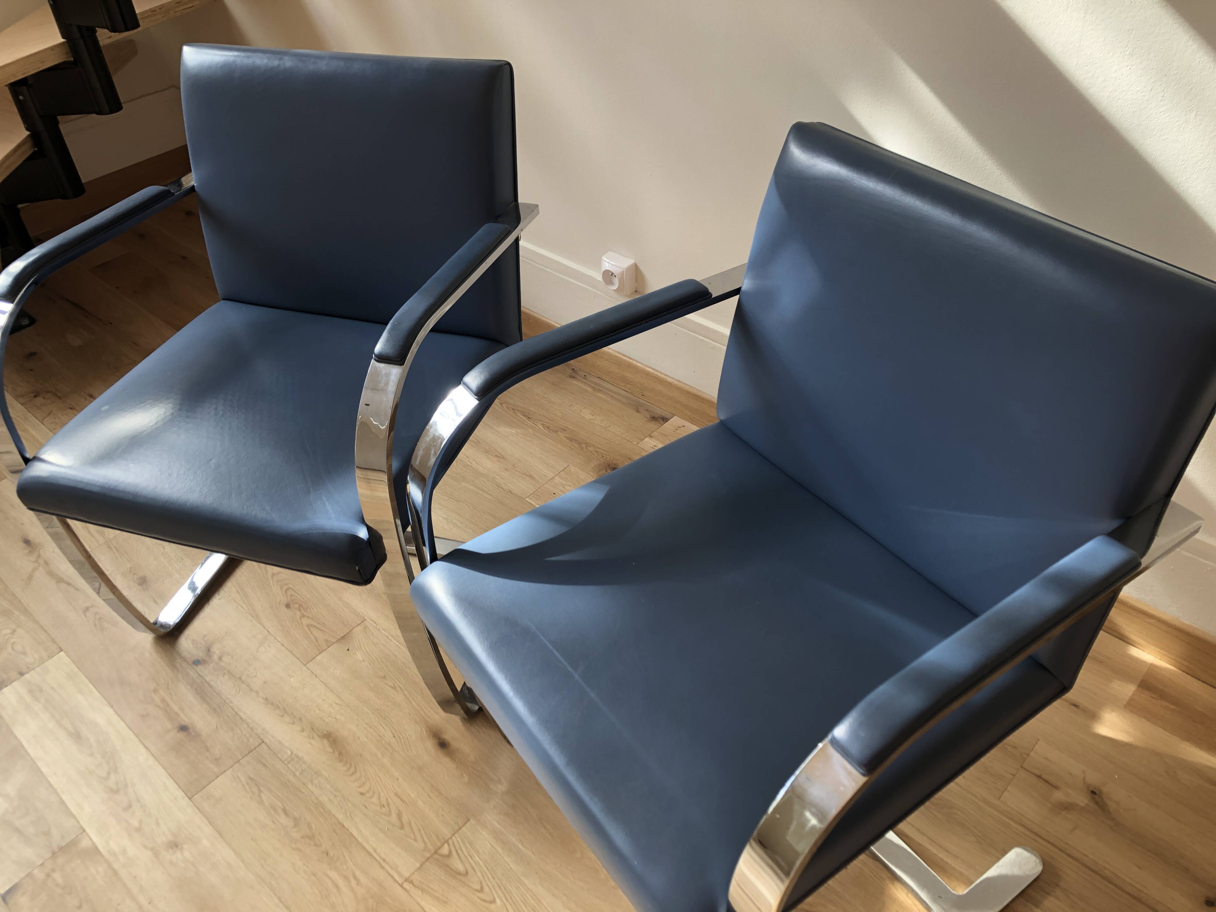 PAIR OF BRNO Knoll ARMCHAIRS, design Mies van der Rohe