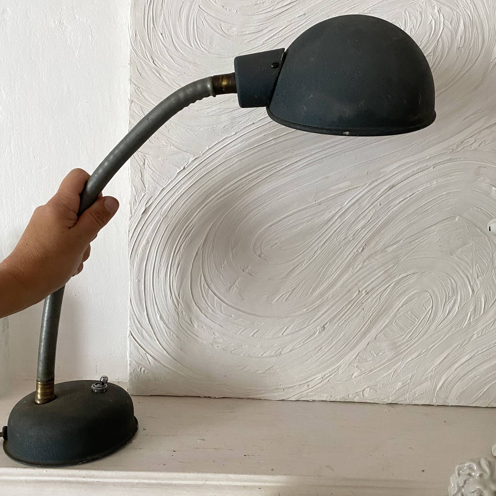 Lampe de bureau industrielle armée  Années 50