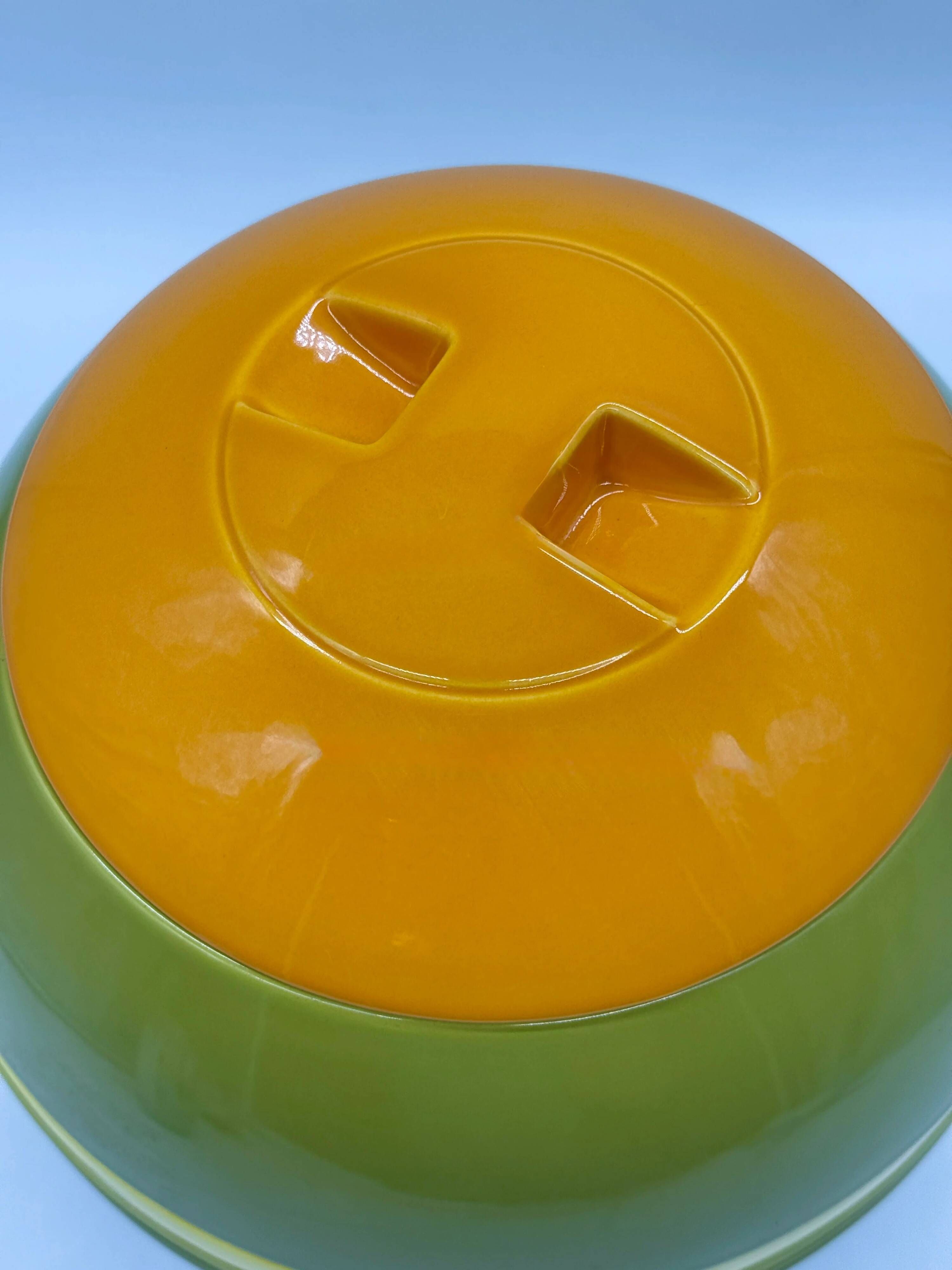 "Die Kugel" par Helen von Boch pour Villeroy & Boch, vers 1971