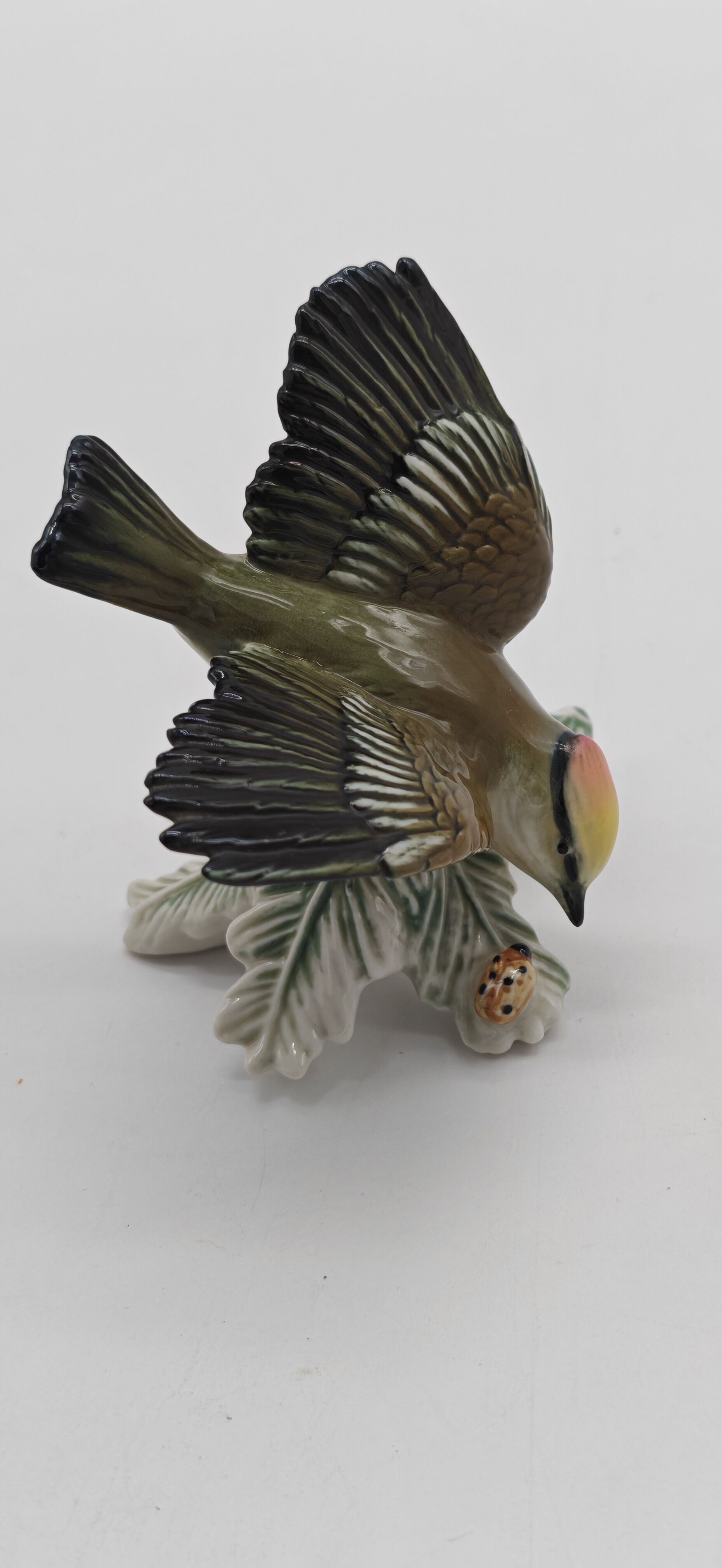 The kinglet and the ladybug by karl ENS in Saxony porcelain