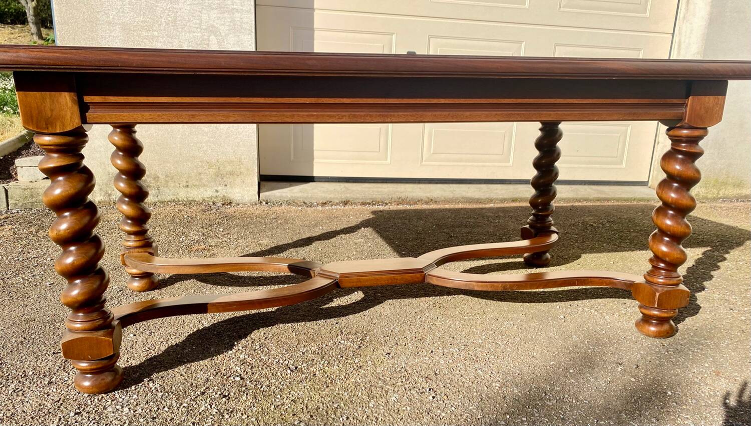 Rustic extendable French farmhouse table, Louis XIII period style extendable