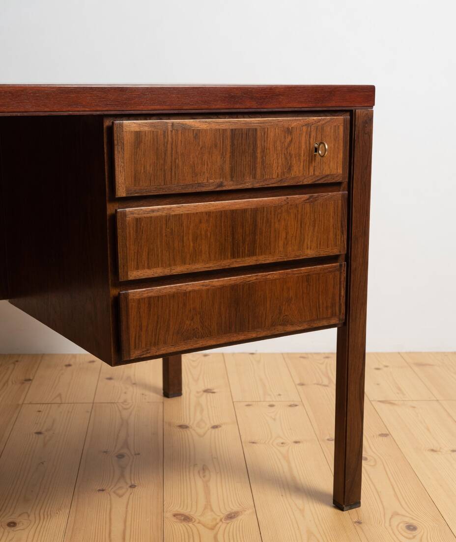 Gunni Omann Model 77 Rosewood Desk, 1960s.