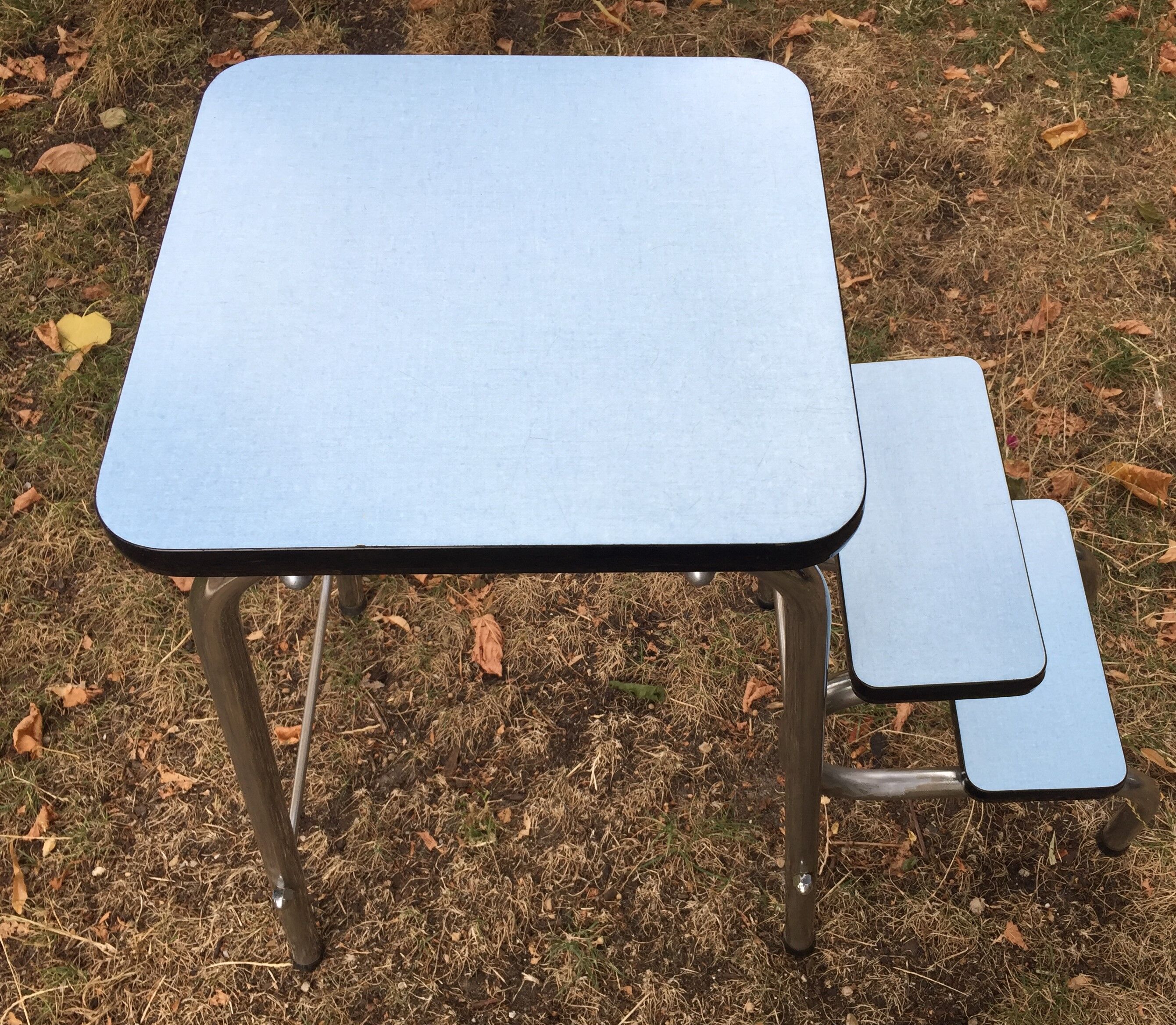 Flexible stool in vintage sky blue formica stepladder
