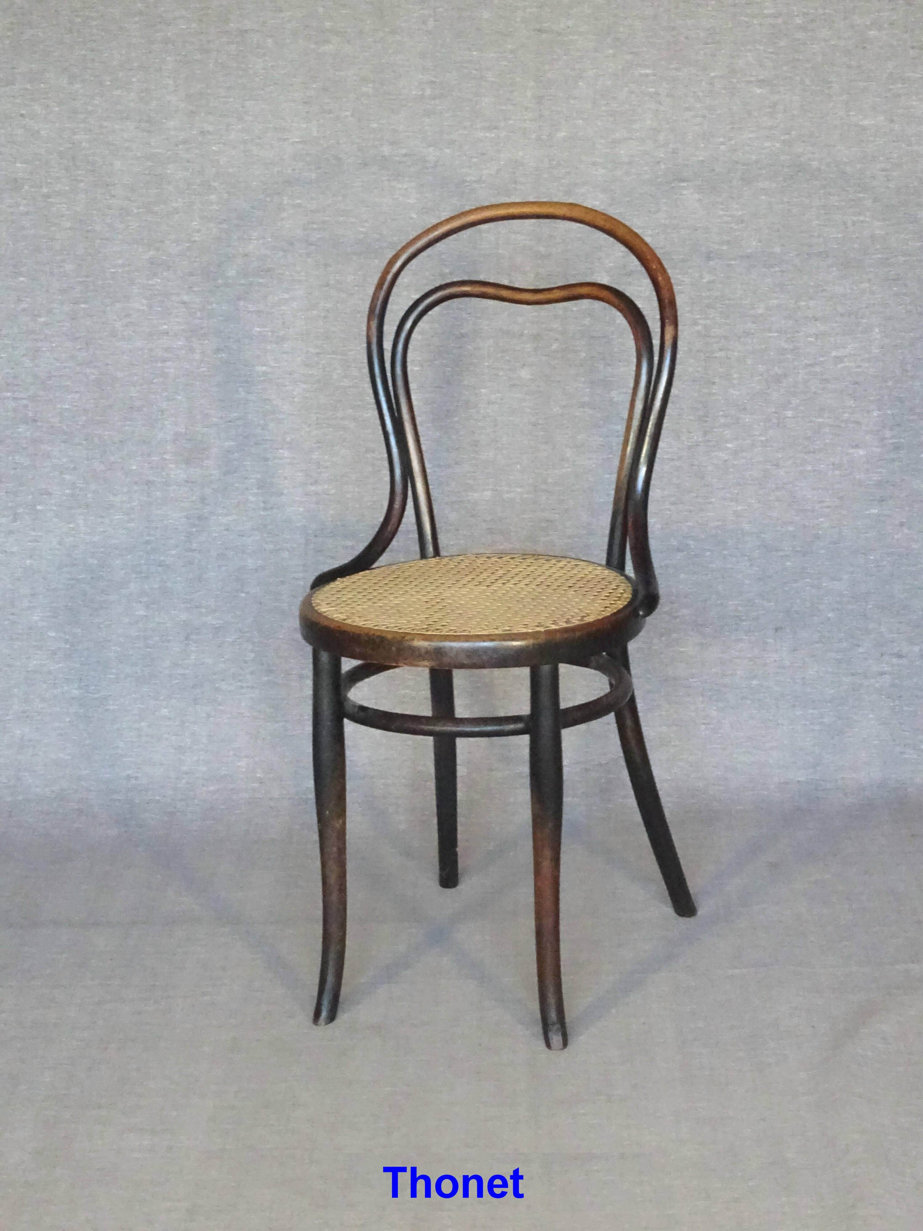 5 "half" bistro chairs, mismatched, 1910 to 1930 - Caned (4 Thonet)