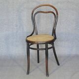 5 "half" bistro chairs, mismatched, 1910 to 1930 - Caned (4 Thonet)