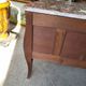 Commode sauteuse en bois de rose plateau en marbre rose