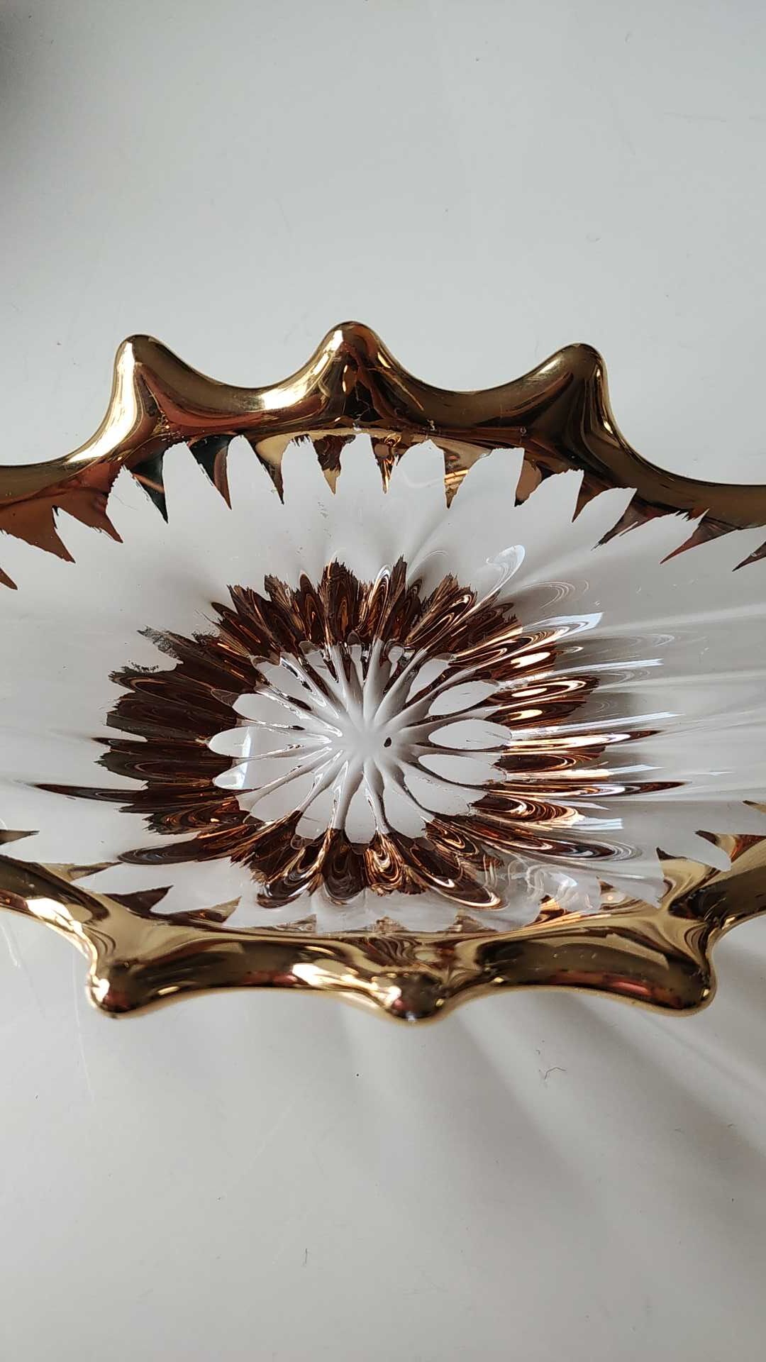 Empty pocket/Decorative cup/Centerpiece. Brand / Royal Crystal of Bayel. Gold 18 c