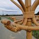 Porte manteaux perroquet en rotin vintage