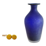 Vase en pâte de verre bleu foncé